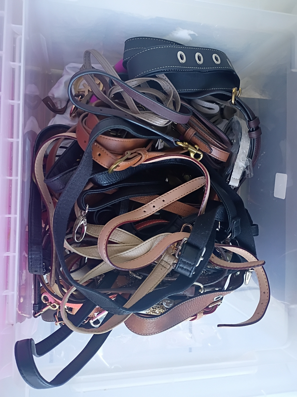 Purses 🩷❤️🖤🩵🧡 - Picture 13 of 15